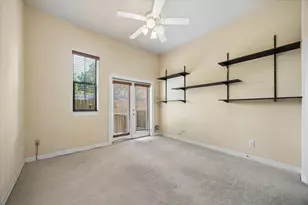 2041 W 14th 1/2 St, Houston, TX 77008 - Photo 26