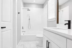 913 Oak St, Houston, TX 77018 - Photo 8