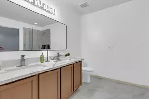 17534 S Summit Canyon Dr, Houston, TX 77095 - Photo 16
