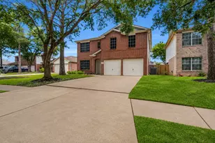 17534 S Summit Canyon Dr, Houston, TX 77095 - Photo 2