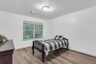17534 S Summit Canyon Dr, Houston, TX 77095 - Photo 20