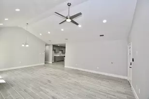 734 Hambrick Ct, Houston, TX 77060 - Photo 4