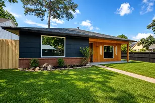 5002 Park Dr, Houston, TX 77023 - Photo 2