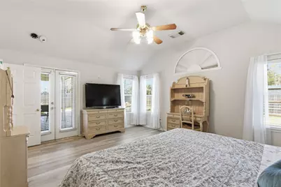 2135 Emerald Cove Drive, League City, TX 77573 - Photo 24