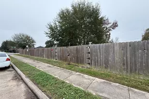 3003 Vega St, Houston, TX 77088 - Photo 12