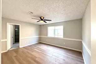 12071 Plumbrook Dr, Houston, TX 77099 - Photo 18