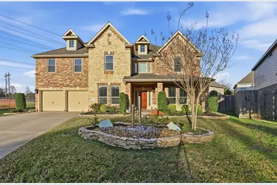 2206 Lisa Lane, Deer Park, TX 77536 - Photo 2