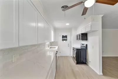 1916 Baywood Drive, Bay City, TX 77414 - Photo 20