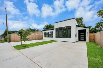5306 Eastland Street, Houston, TX 77028 - Photo 2