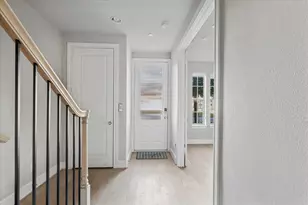 1005 St Charles St, Houston, TX 77003 - Photo 6