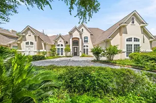 1606 Clearwater Creek Dr, Sugar Land, TX 77478 - Photo 1