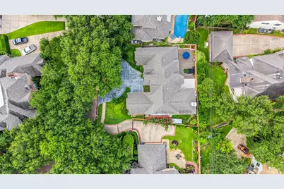 1606 Clearwater Creek Drive, Sugar Land, TX 77478 - Photo 2