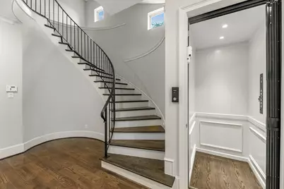 3709 Somerset Commons Lane, Houston, TX 77055 - Photo 4