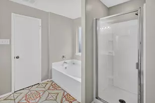 639 Regal Hollow Ln, Houston, TX 77073 - Photo 16