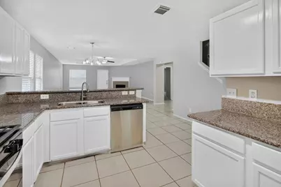 639 Regal Hollow Lane, Houston, TX 77073 - Photo 4
