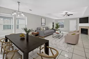 639 Regal Hollow Ln, Houston, TX 77073 - Photo 8