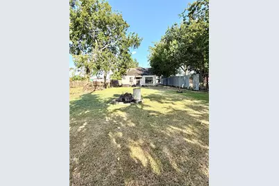 2936 Golfcrest Boulevard, Houston, TX 77087 - Photo 6