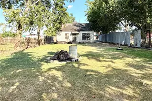 2936 Golfcrest Blvd, Houston, TX 77087 - Photo 6