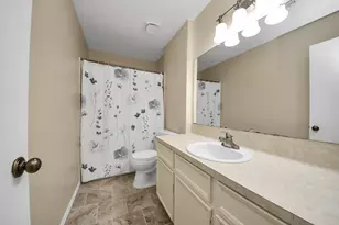 14219 Swanfield Dr, Houston, TX 77083 - Photo 28