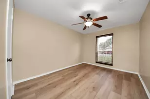 14219 Swanfield Dr, Houston, TX 77083 - Photo 30
