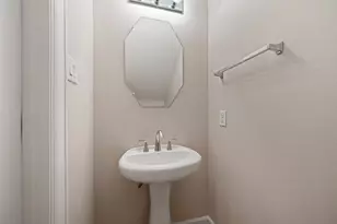 5951 S Loop E, Houston, TX 77033 - Photo 28