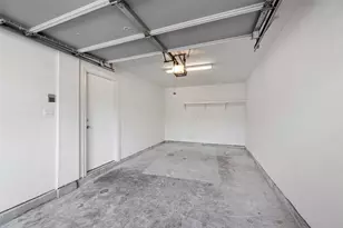 5951 S Loop E, Houston, TX 77033 - Photo 32