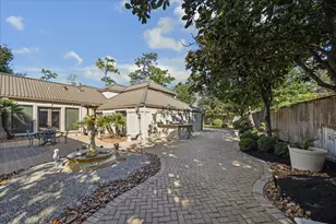 11722 Claywood St, Houston, TX 77024 - Photo 28