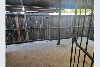 5853 Village Forest Court, Houston, TX 77092 - Photo 34