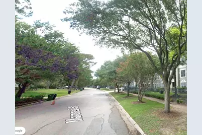 2131 Maroneal Street, Houston, TX 77030 - Photo 2