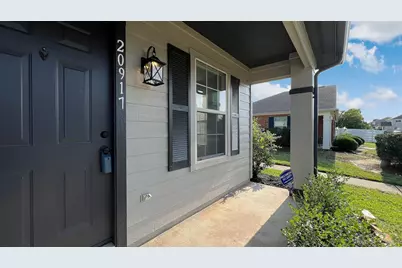 20917 Patriot Park Lane, Katy, TX 77449 - Photo 4