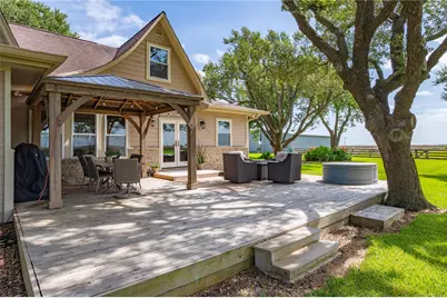 8711 County Road 403, El Campo, TX 77437 - Photo 10