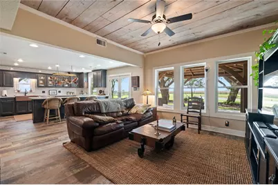 8711 County Road 403, El Campo, TX 77437 - Photo 12