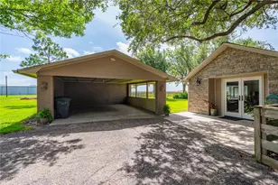8711 Co Rd 403, El Campo, TX 77437 - Photo 34