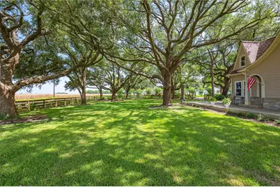 8711 County Road 403, El Campo, TX 77437 - Photo 6