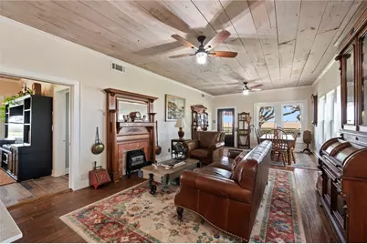 8711 County Road 403, El Campo, TX 77437 - Photo 10