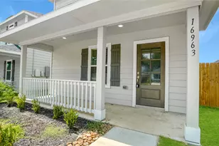 16963 Marie Vlg Dr, Conroe, TX 77306 - Photo 4
