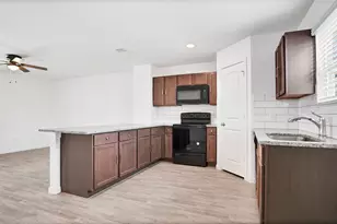 16963 Marie Vlg Dr, Conroe, TX 77306 - Photo 12