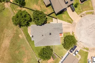 2701 Lynnwood Ct, Bryan, TX 77807 - Photo 44