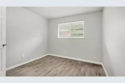 11231 Tamworth Drive, Houston, TX 77016 - Photo 14