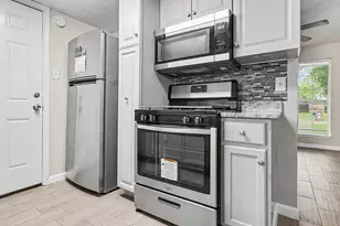 11231 Tamworth Dr, Houston, TX 77016 - Photo 10
