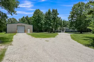 103 Louis Voan Rd, Huntsville, TX 77320 - Photo 4