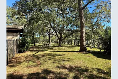 413 Elm Drive, Ganado, TX 77962 - Photo 28