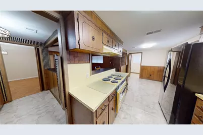413 Elm Drive, Ganado, TX 77962 - Photo 12