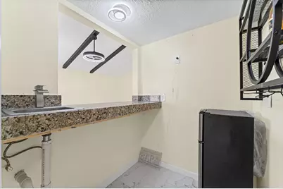 10531 Spanish Grant Drive, Sugar Land, TX 77498 - Photo 12