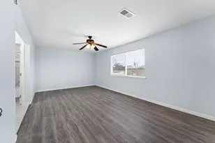 10531 Spanish Grant Dr, Sugar Land, TX 77498 - Photo 16