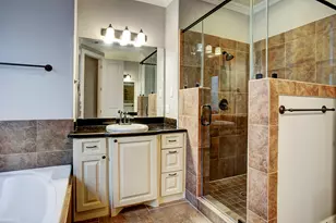 1140 Robbie St, Houston, TX 77009 - Photo 10