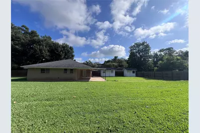 626 N Resident Street, Wharton, TX 77488 - Photo 4