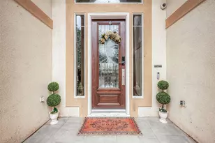 5 Camden Ct, Sugar Land, TX 77479 - Photo 4