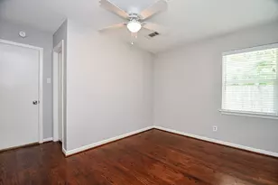 9614 Larston St, Houston, TX 77055 - Photo 24