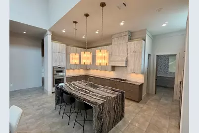 14 Kingscote Way, The Woodlands, TX 77382 - Photo 8